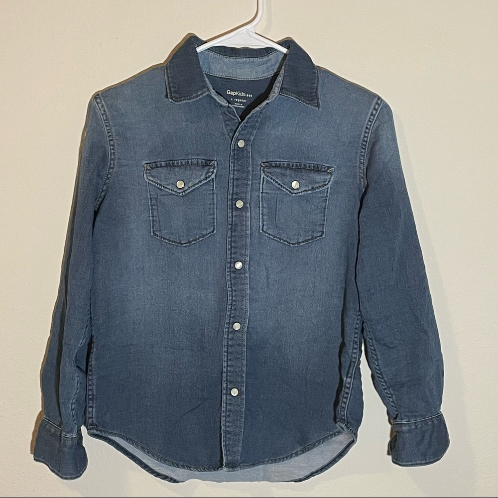 GAP Kids soft denim long sleeve button down shirt - size large